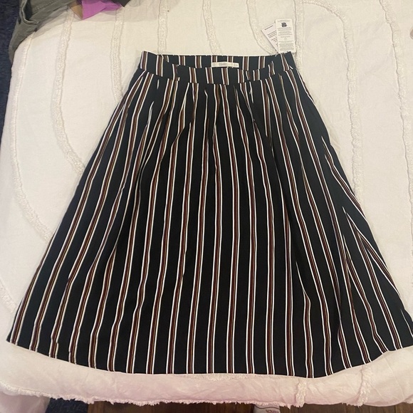 Newww!!!TWIK by Simons Vertical Striped A-line Skirt size Large - Picture 1 of 10